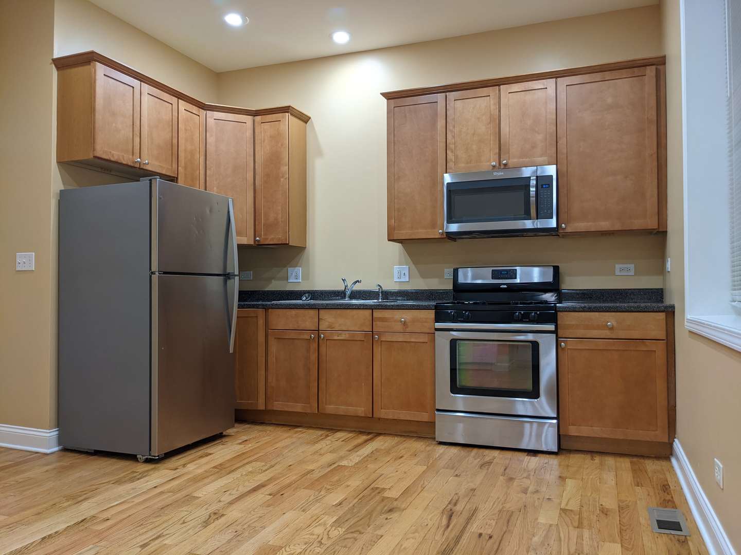 712 S Aberdeen Street #1A, Chicago, IL