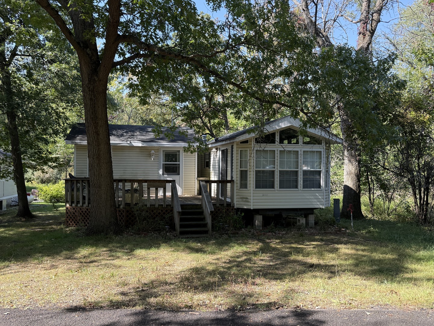 17-44 Woodhaven Lakes, Sublette, IL
