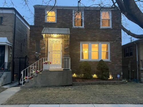 8350 S Lafayette Avenue, Chicago, IL