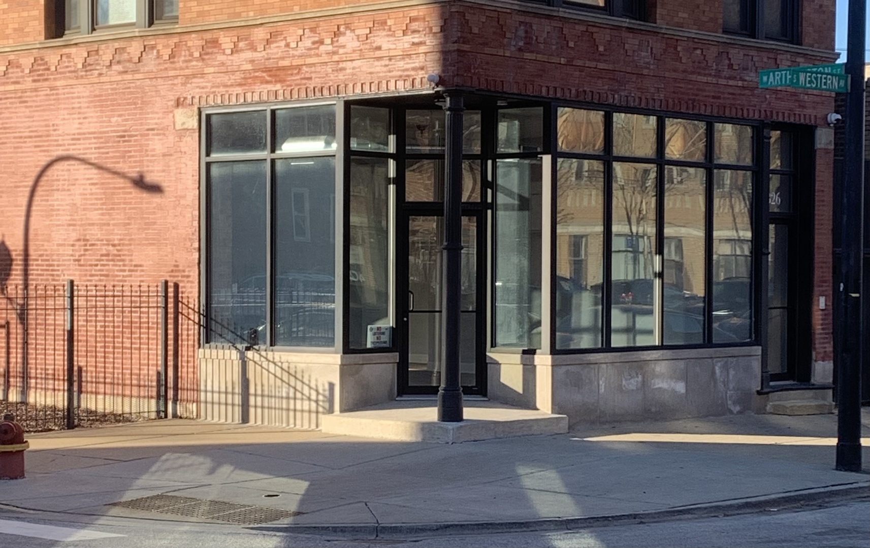 826 S WESTERN Avenue, Chicago, IL