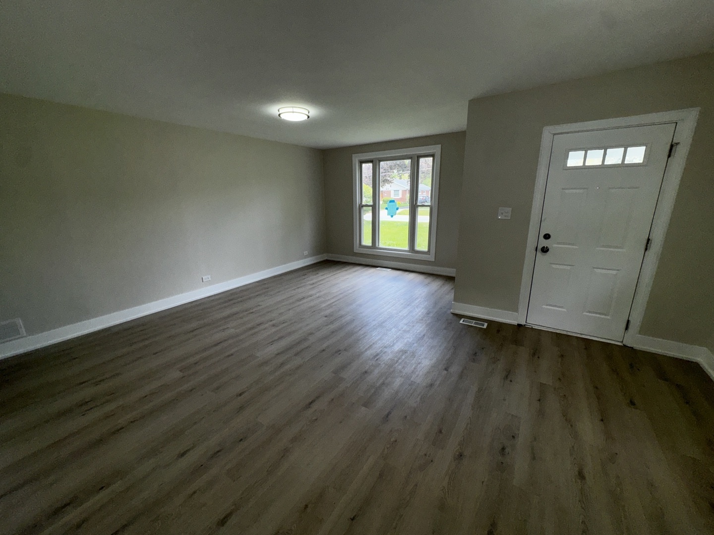 722 E Indiana Street, Wheaton, IL