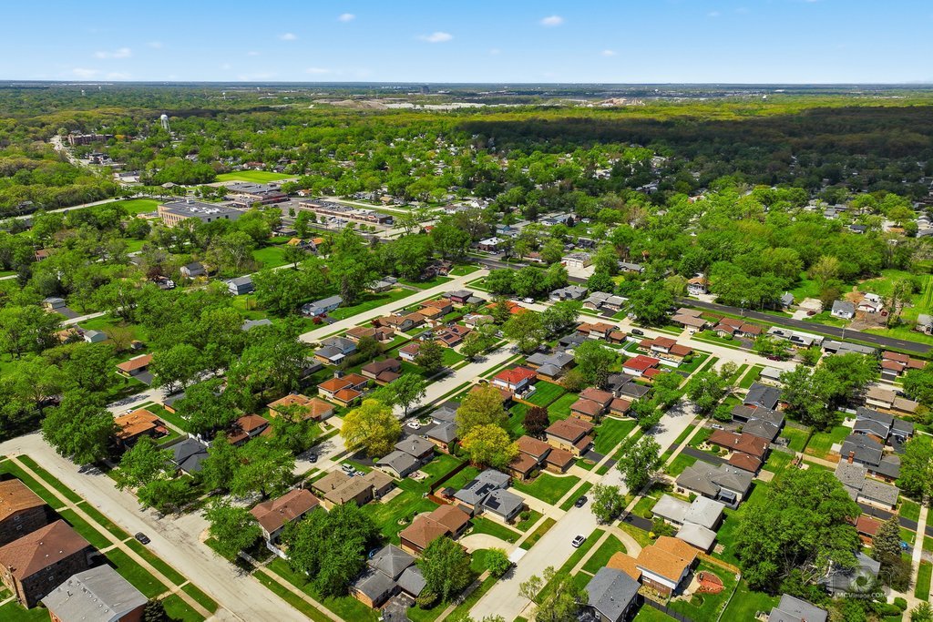 308 S Hickory Street, Glenwood, IL