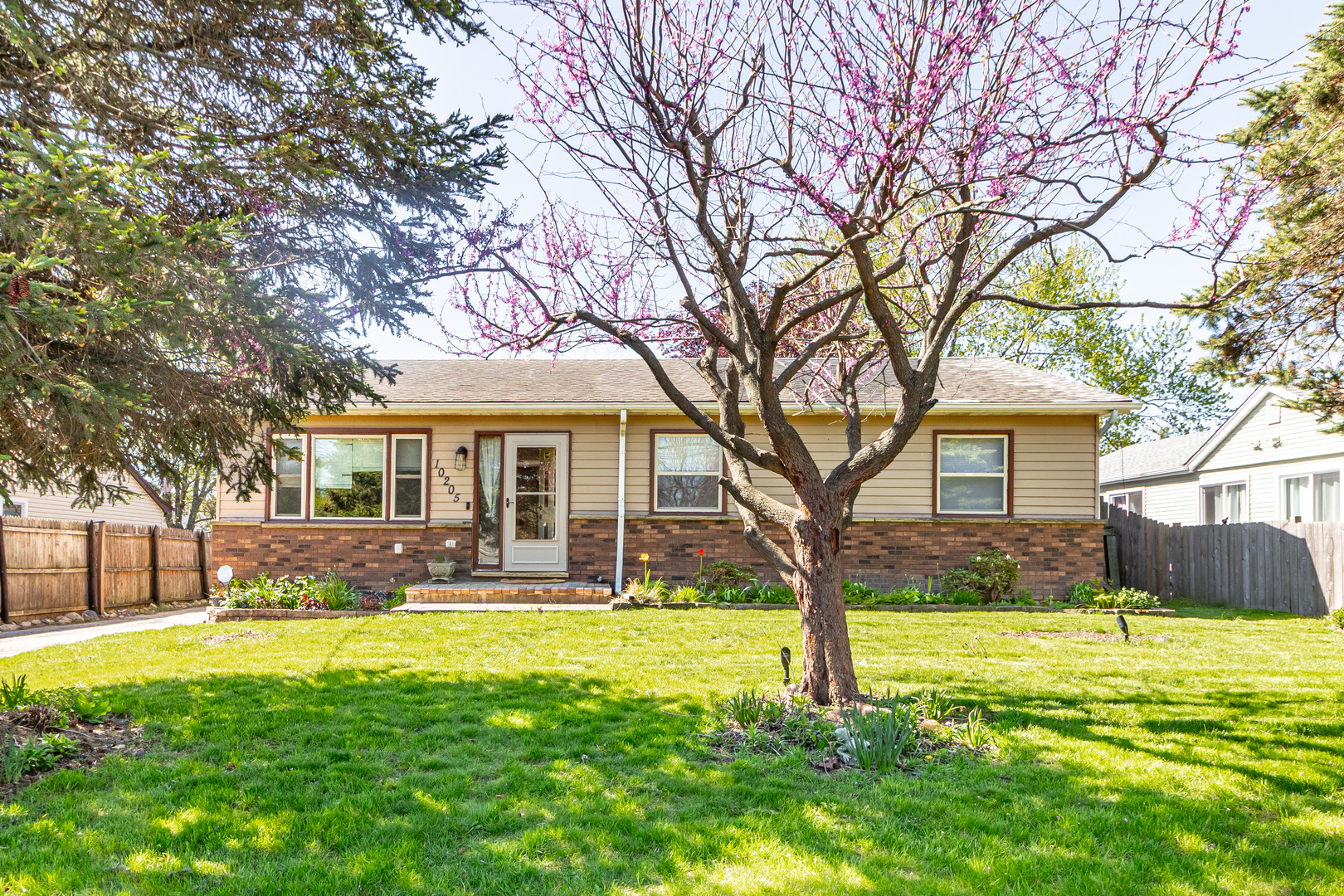 10205 W Chicago Avenue, Beach Park, IL