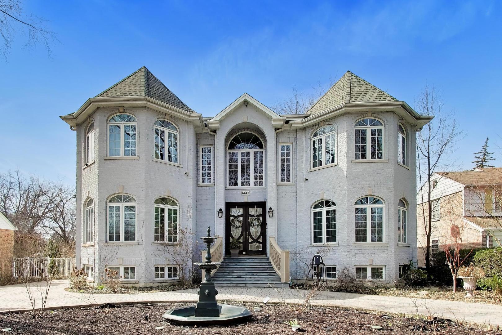 6642 N Kilbourn Avenue, Lincolnwood, IL