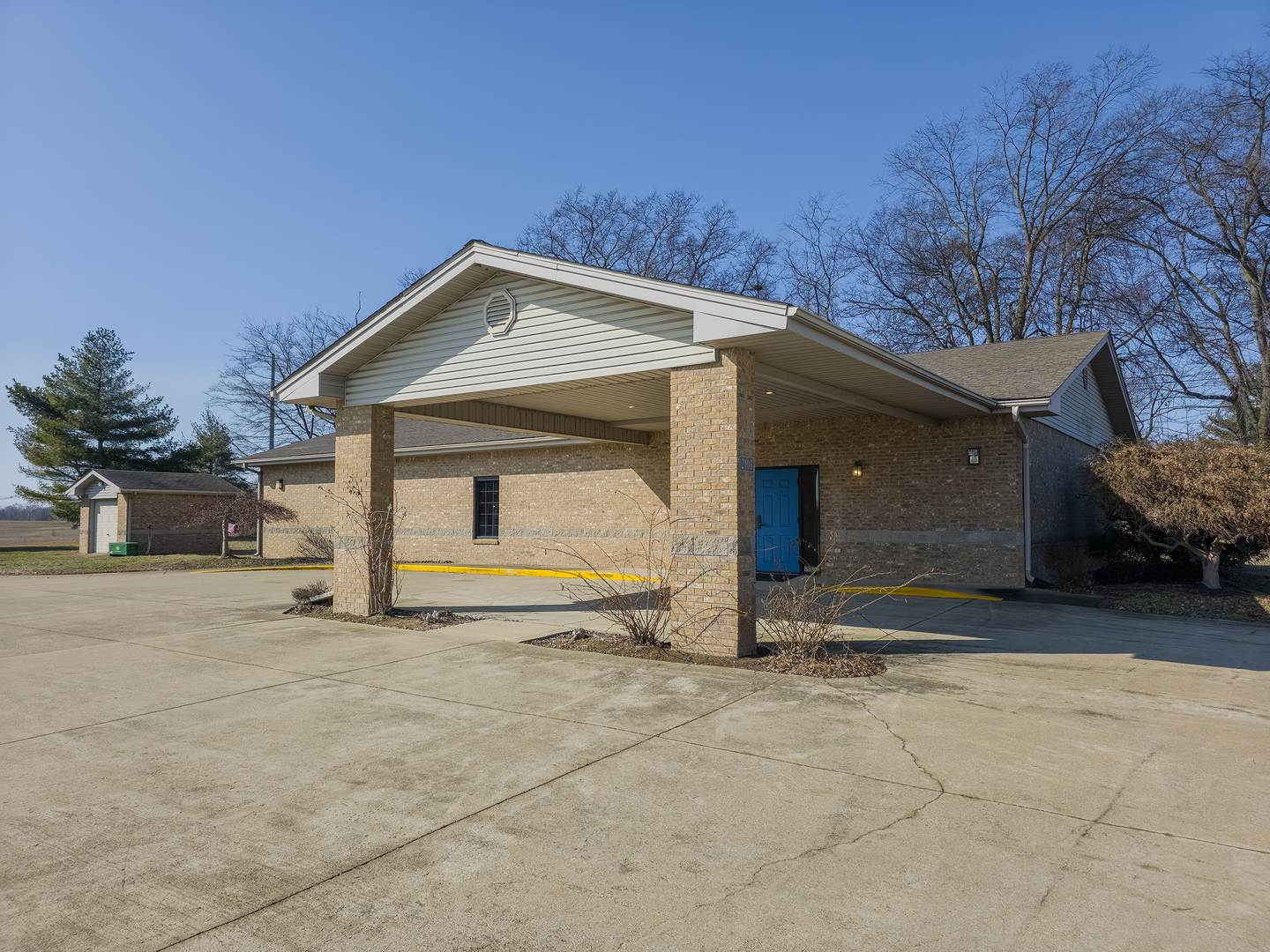 2103 W 9th Street, Mount Carmel, IL