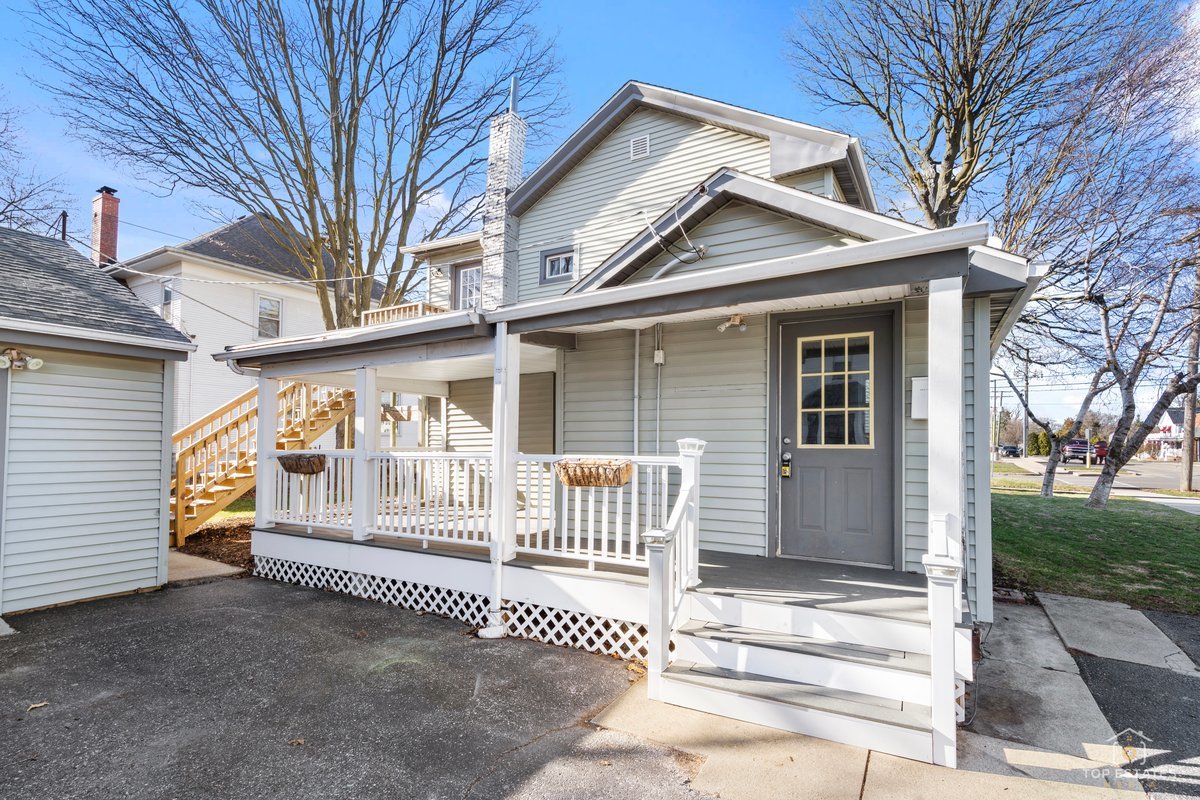 322 E Church Street, Sandwich, IL