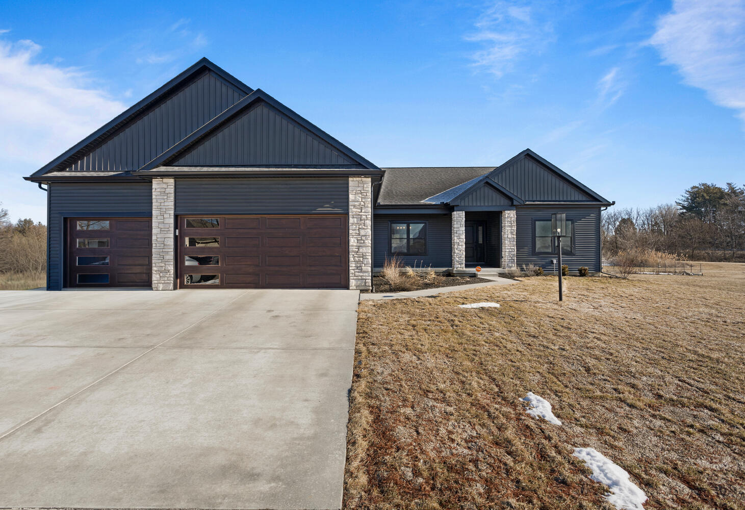 606 N Beacon Hill Circle, Urbana, IL