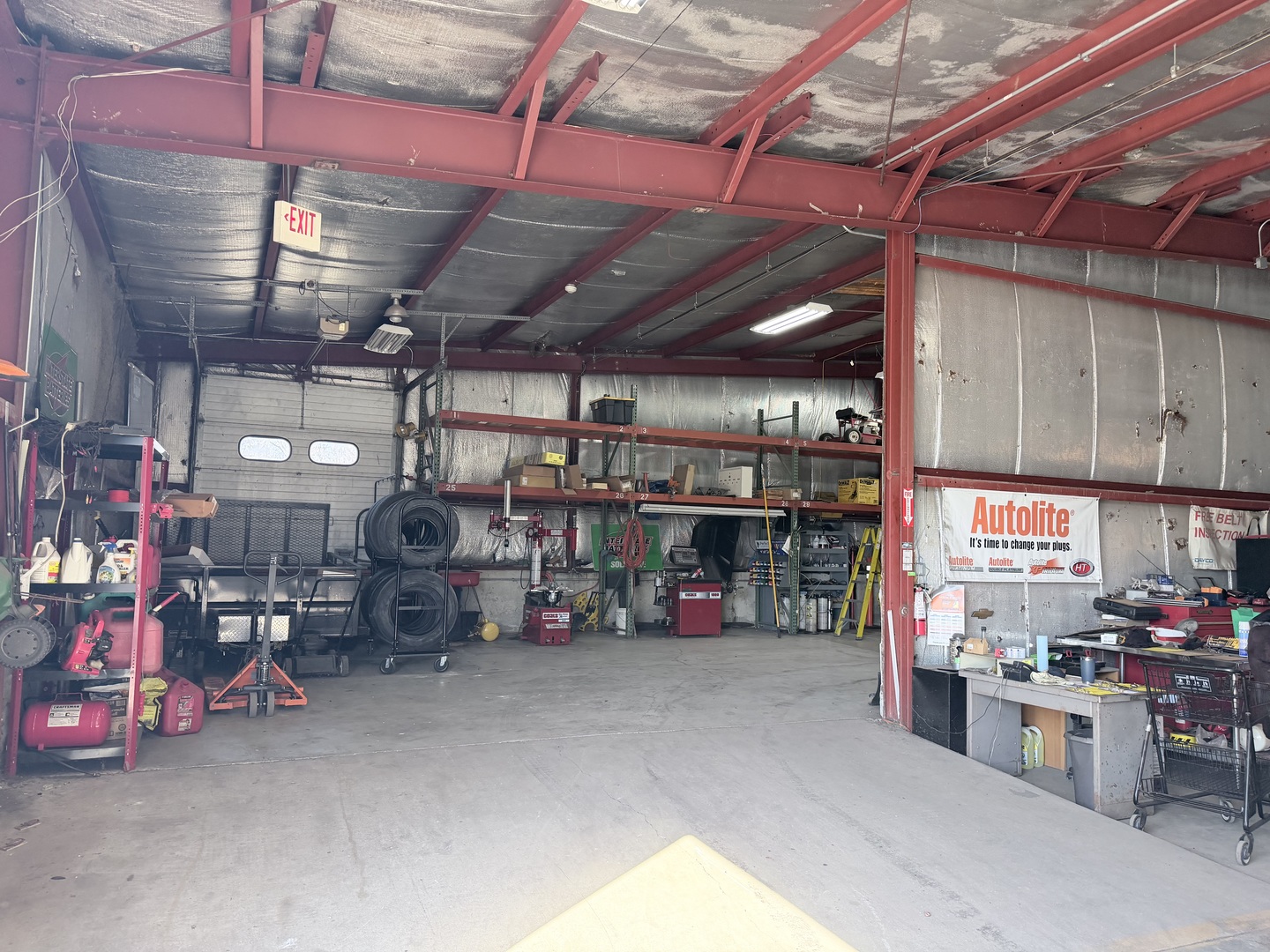 395 S LOCUST Street, Manteno, IL