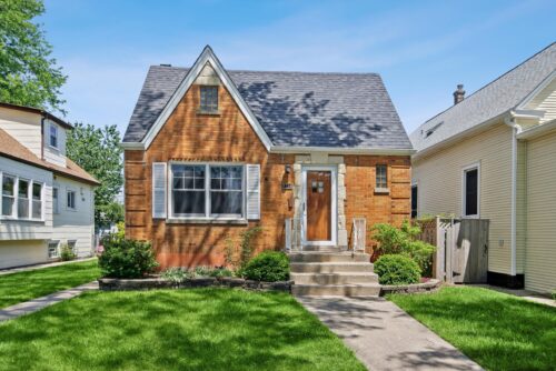 4714 W warwick Avenue, Chicago, IL