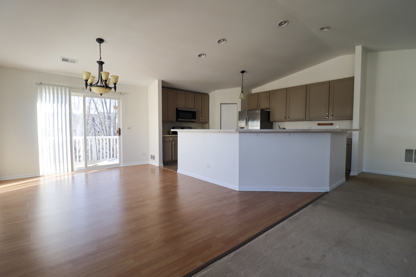 1424 WESTHAMPTON Drive #1424, Plainfield, IL