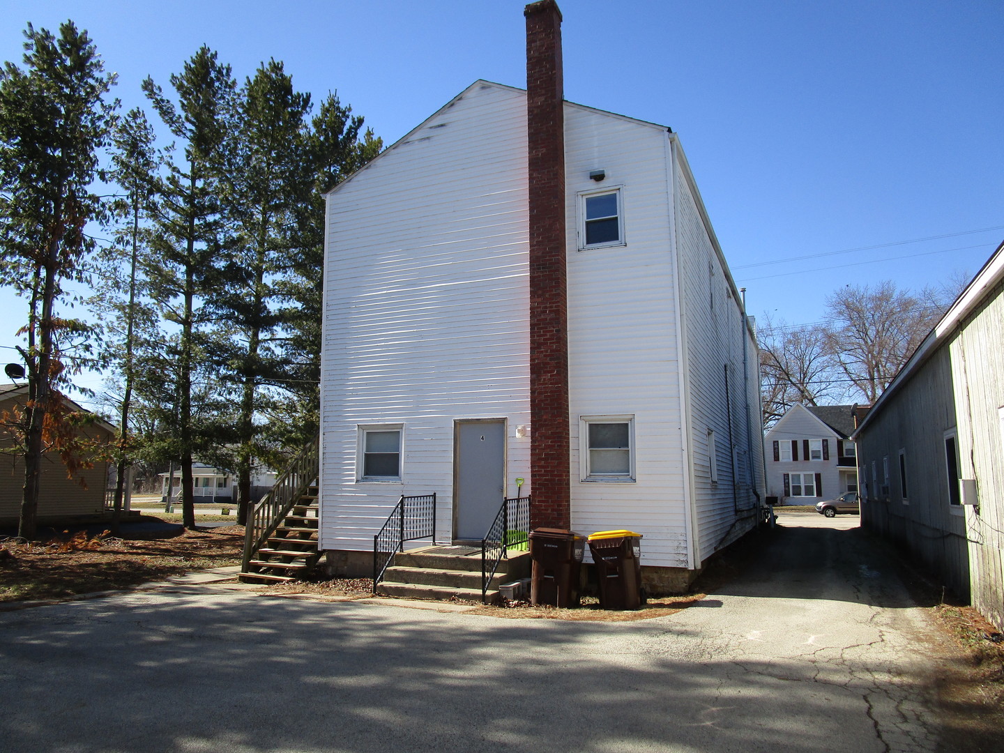 108 S State Street, Poplar Grove, IL
