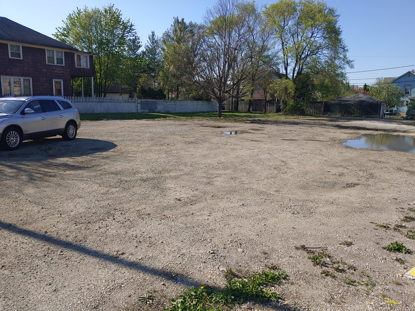 557 E Jackson Street, Joliet, IL