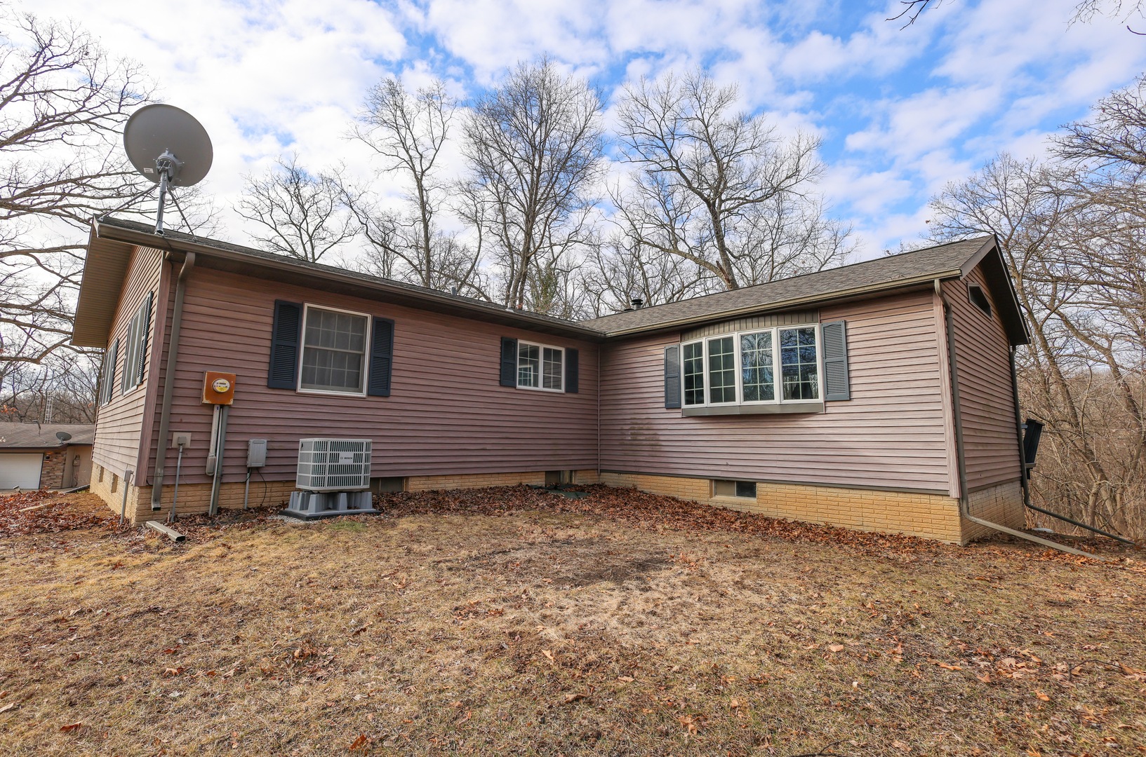 55 Fair Oaks Drive, Putnam, IL