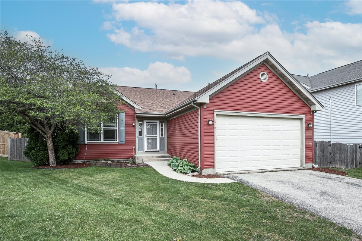 220 S Wildrose Court, Round Lake, IL