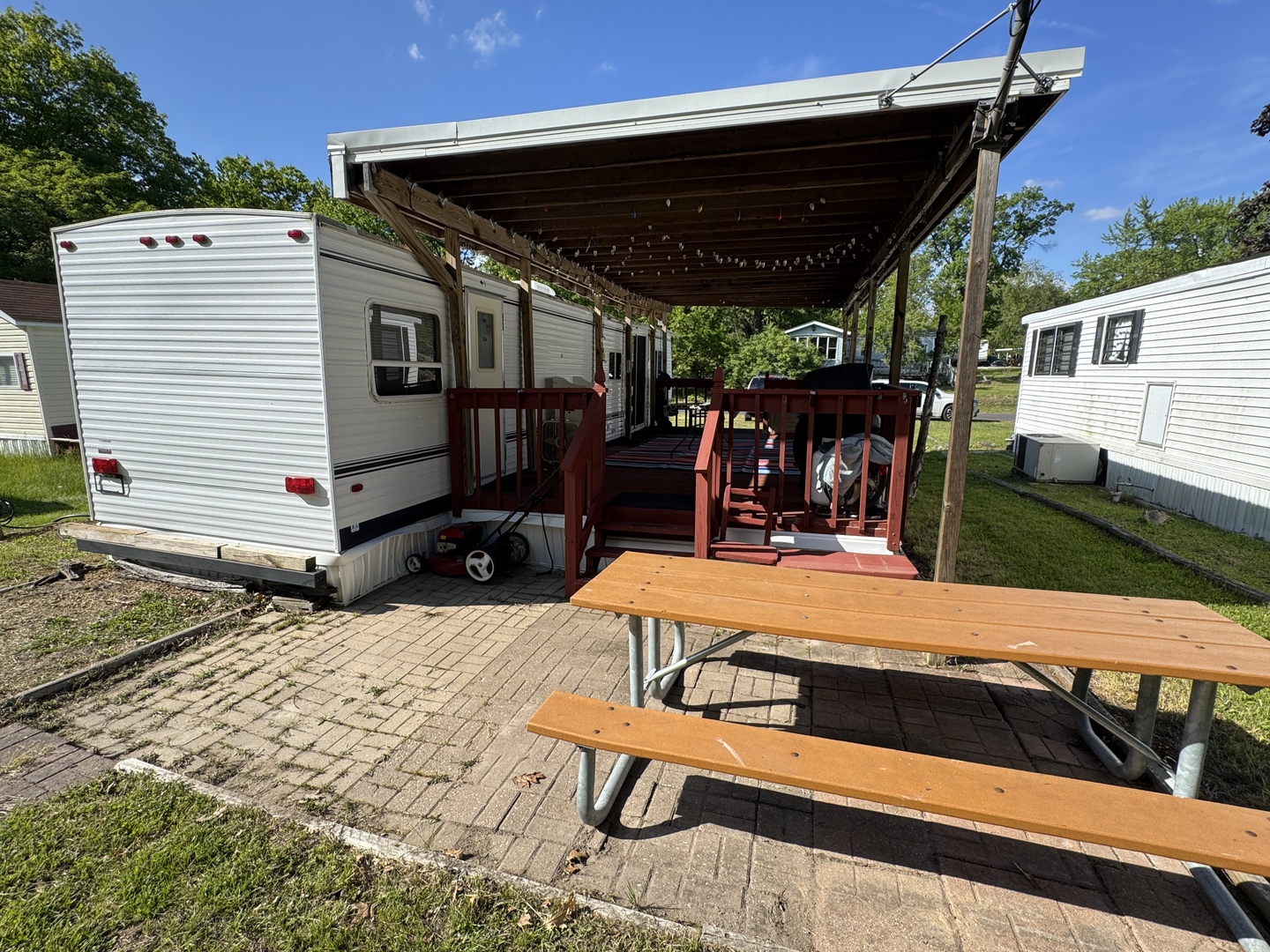 6-22 Woodhaven Lakes, Sublette, IL