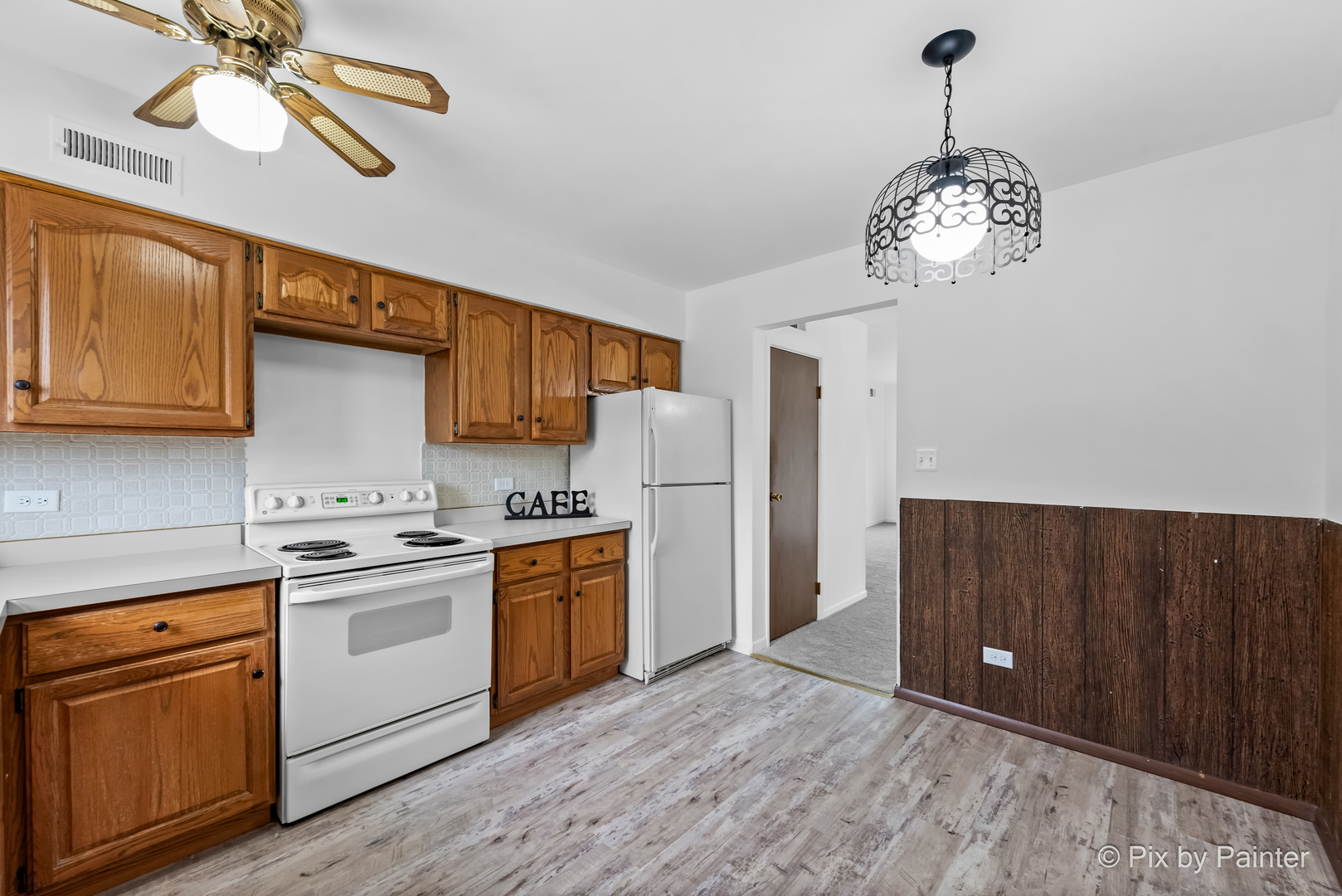 9407 Bay Colony Drive #2W, Des Plaines, IL