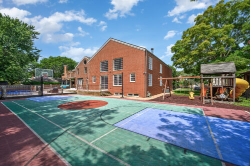 2851 W Rascher Avenue, Chicago, IL