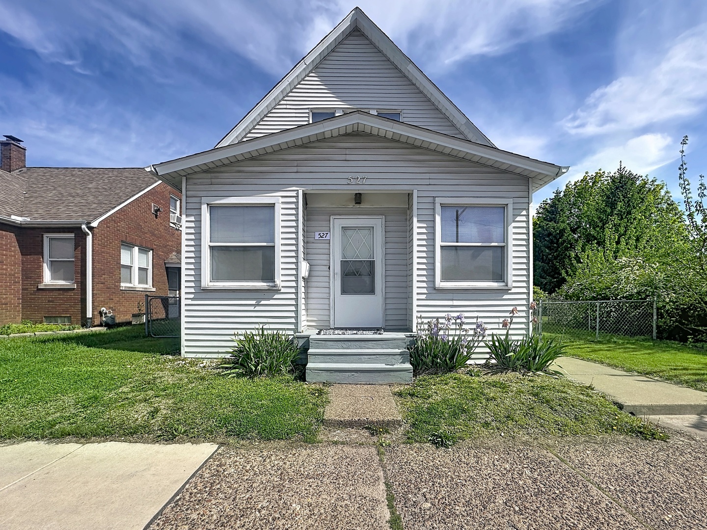 527 19th Avenue, Moline, IL