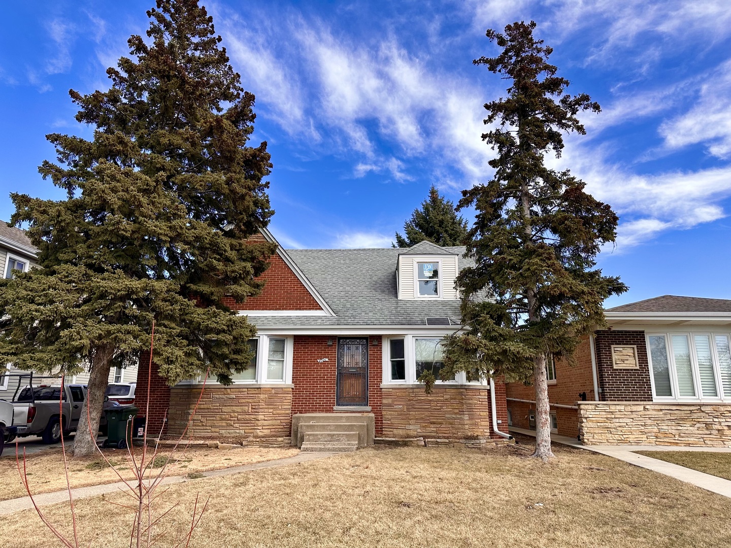 4727 N Newcastle Avenue, Harwood Heights, IL