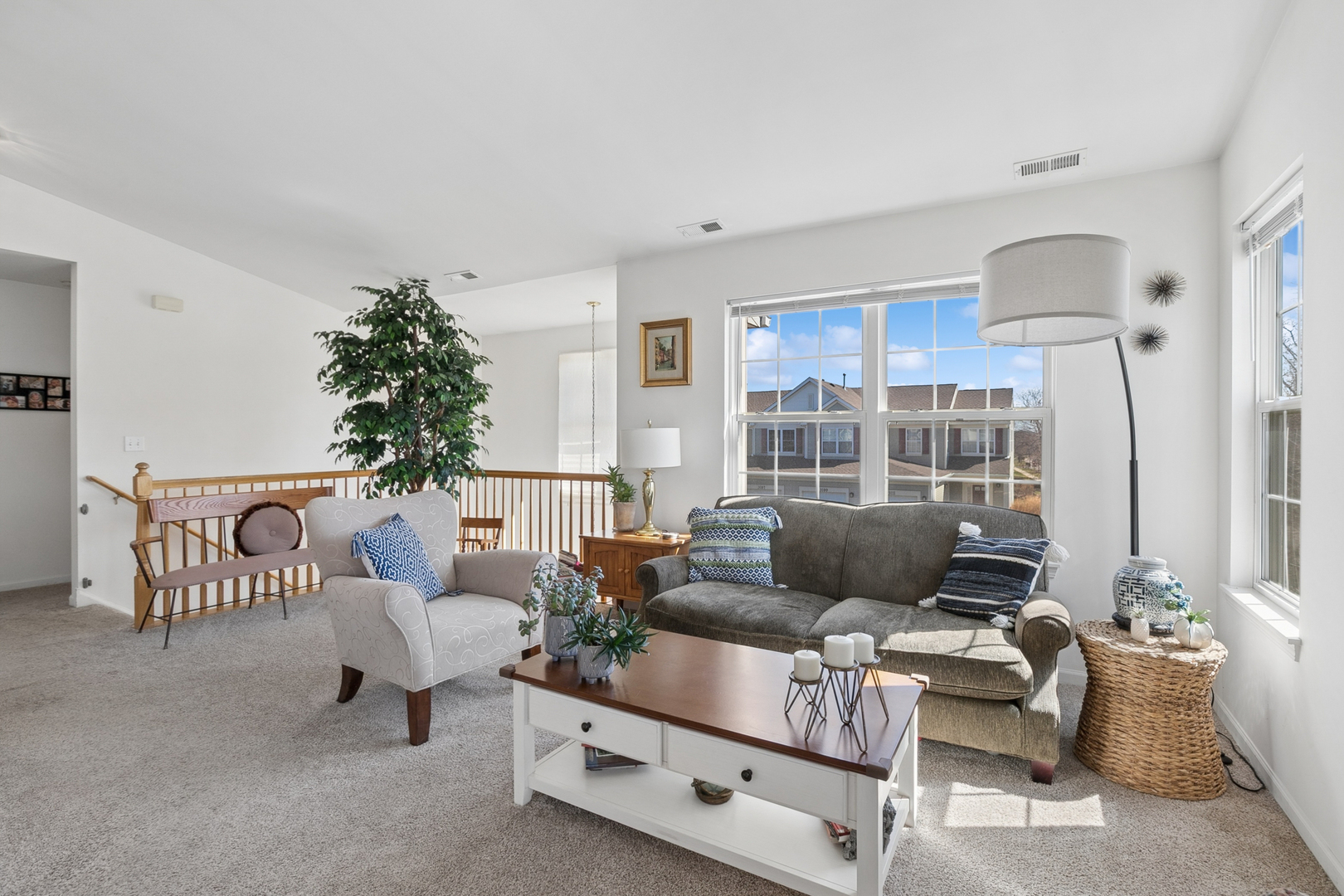 3099 Falling Waters Lane, Lindenhurst, IL