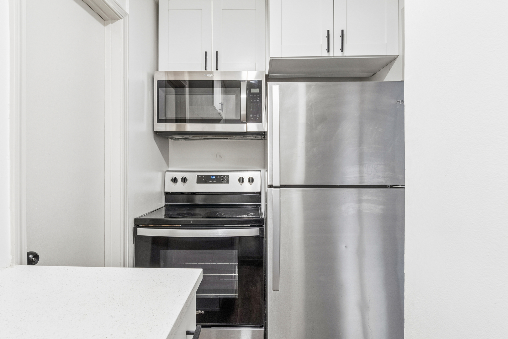 127 N West Street #2R, Wheaton, IL