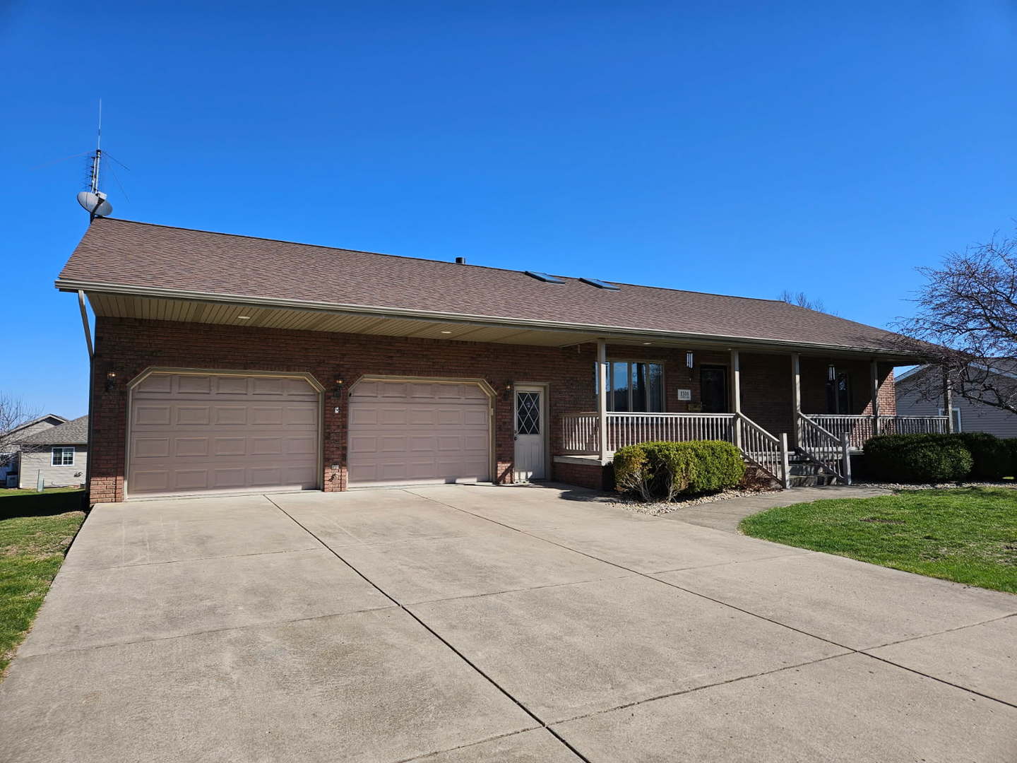 1308 W Carol Drive, Roanoke, IL