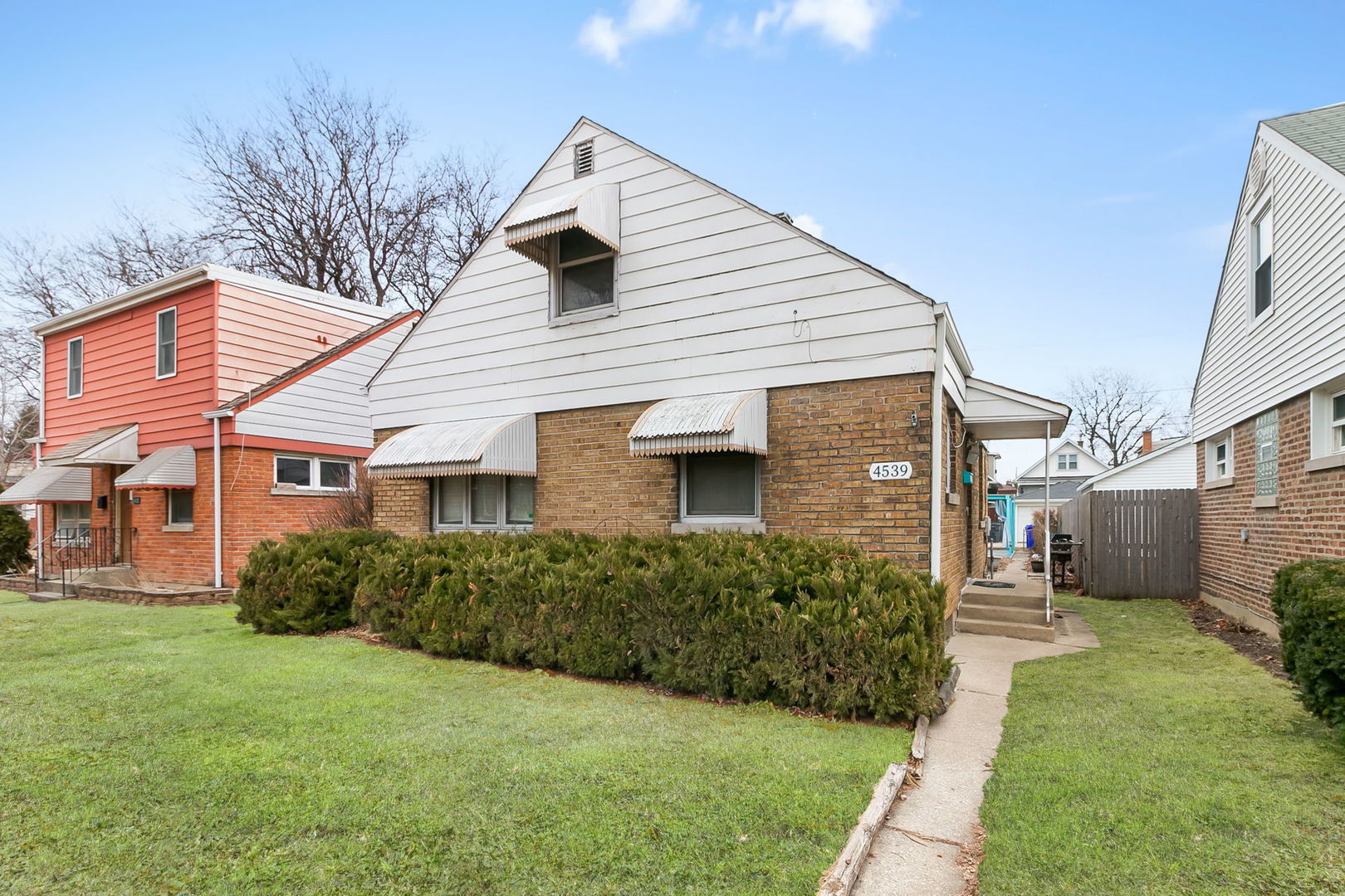 4539 Clyde Avenue, Lyons, IL