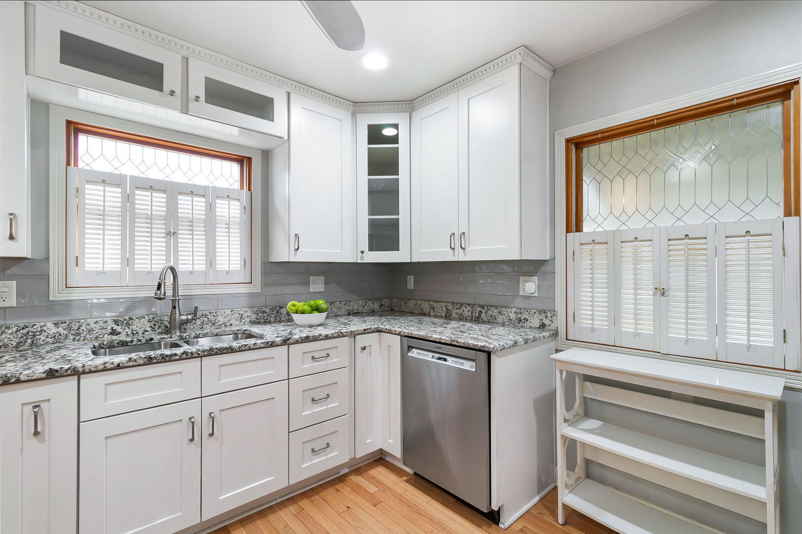 4539 Clyde Avenue, Lyons, IL