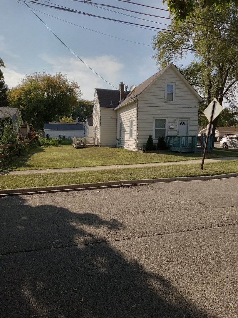 968 Judge Avenue, Waukegan, IL
