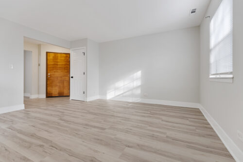 3 N Victoria Lane #B, Streamwood, IL