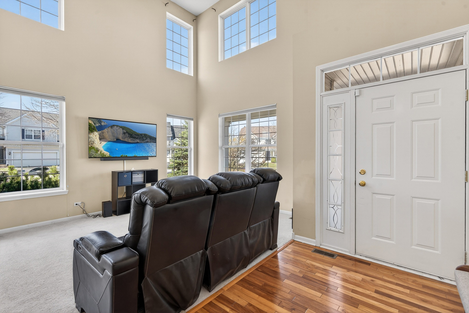 359 W Asbury Drive, Round Lake, IL