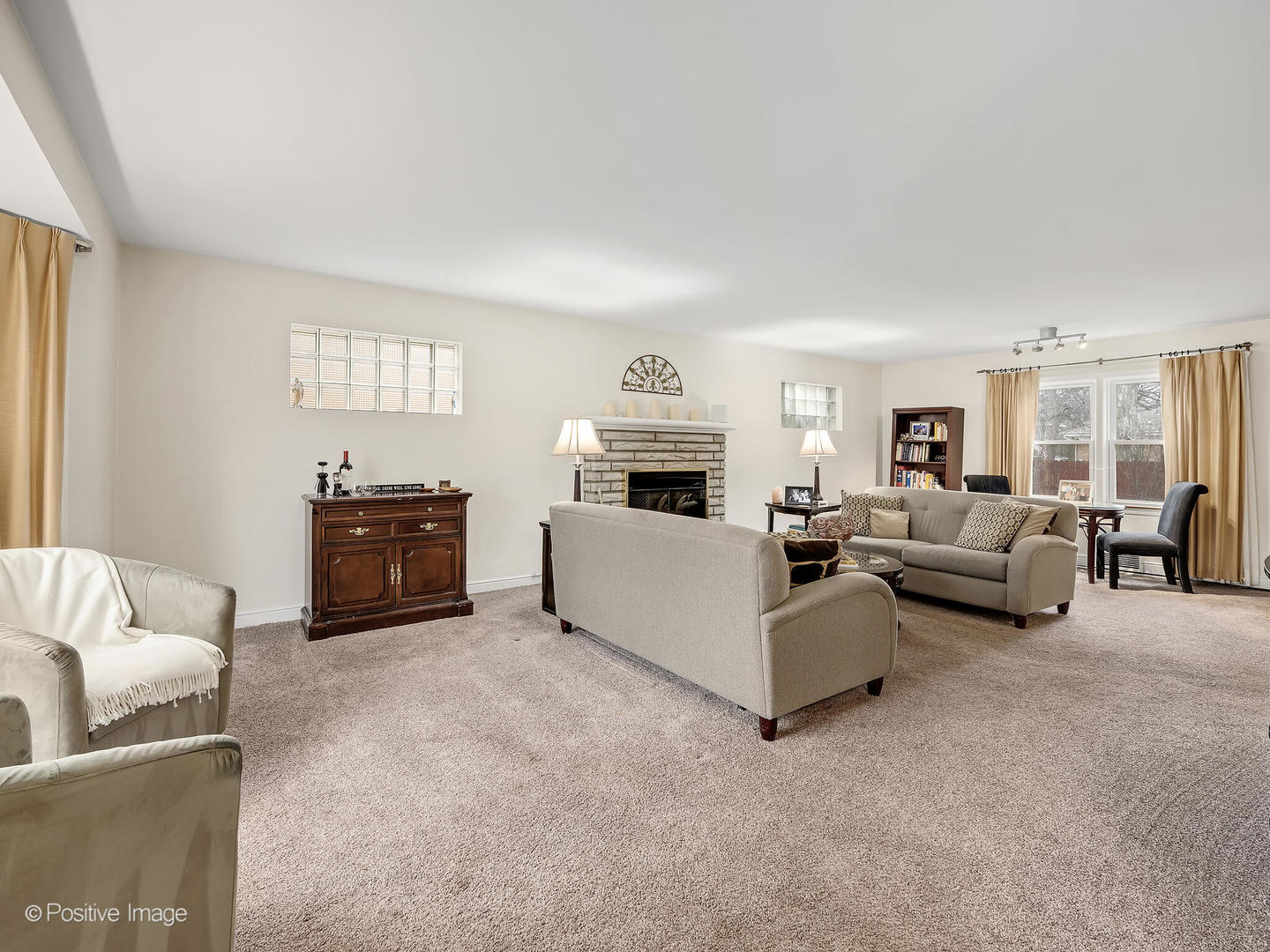 821 N Catherine Avenue, La Grange Park, IL