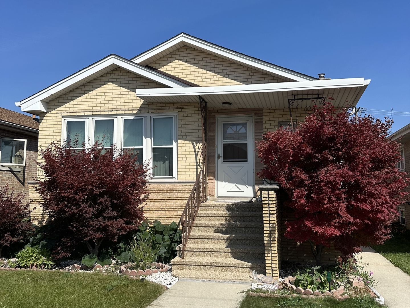 6038 W 55th Street, Chicago, IL