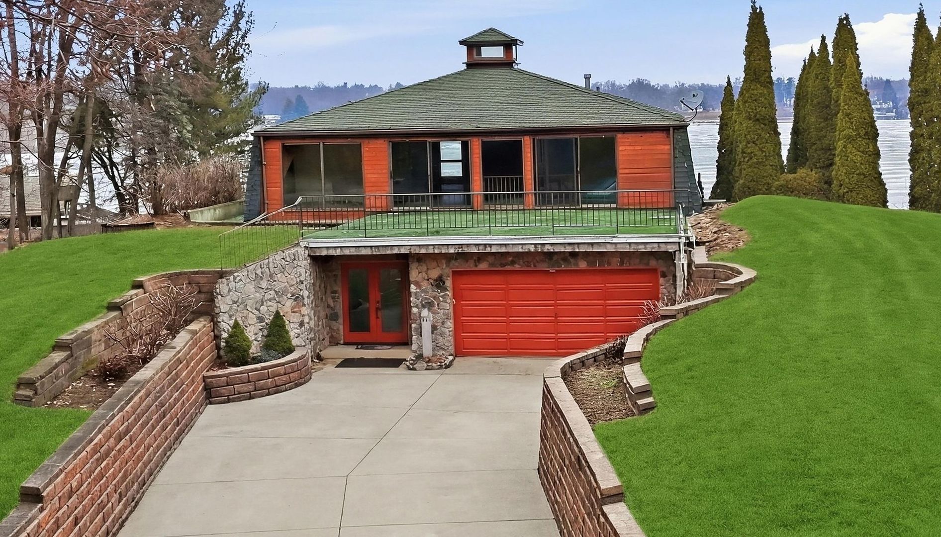 25402 W Dering Lane, Lake Villa, IL