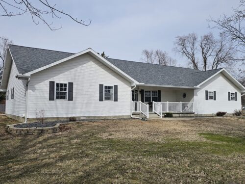 204 W Greenwalt Street, Wayne City, IL