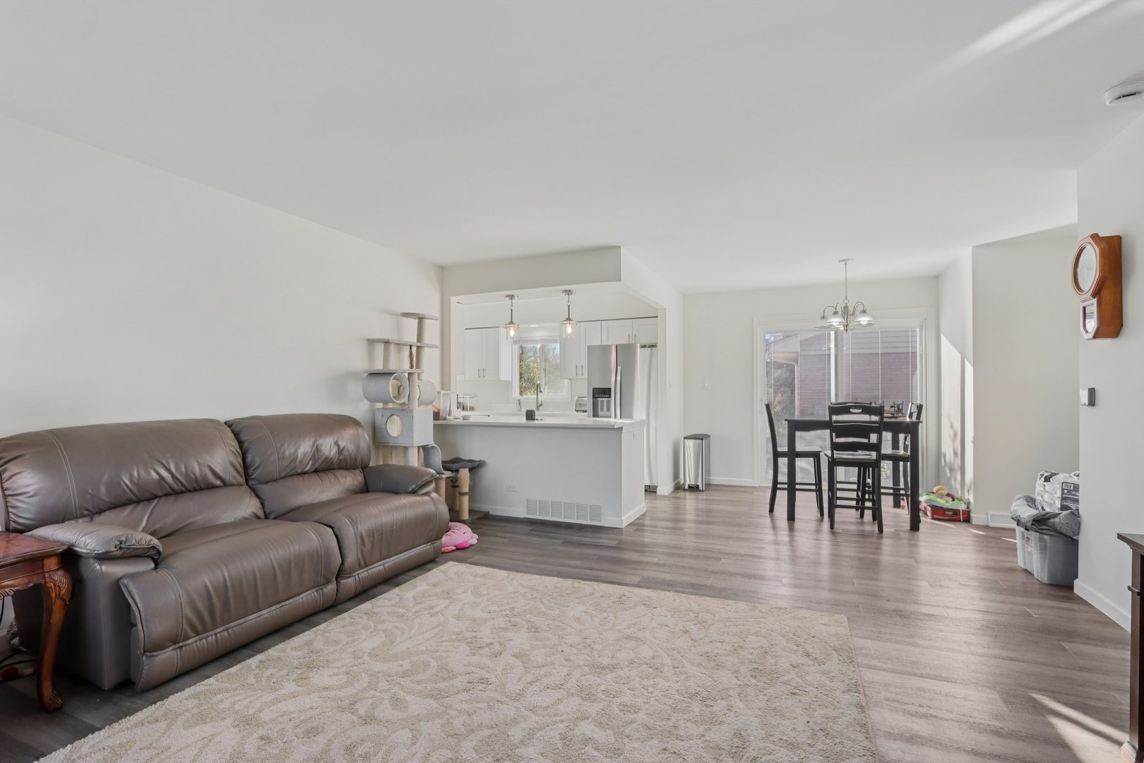 866 Clark Lane, Des Plaines, IL