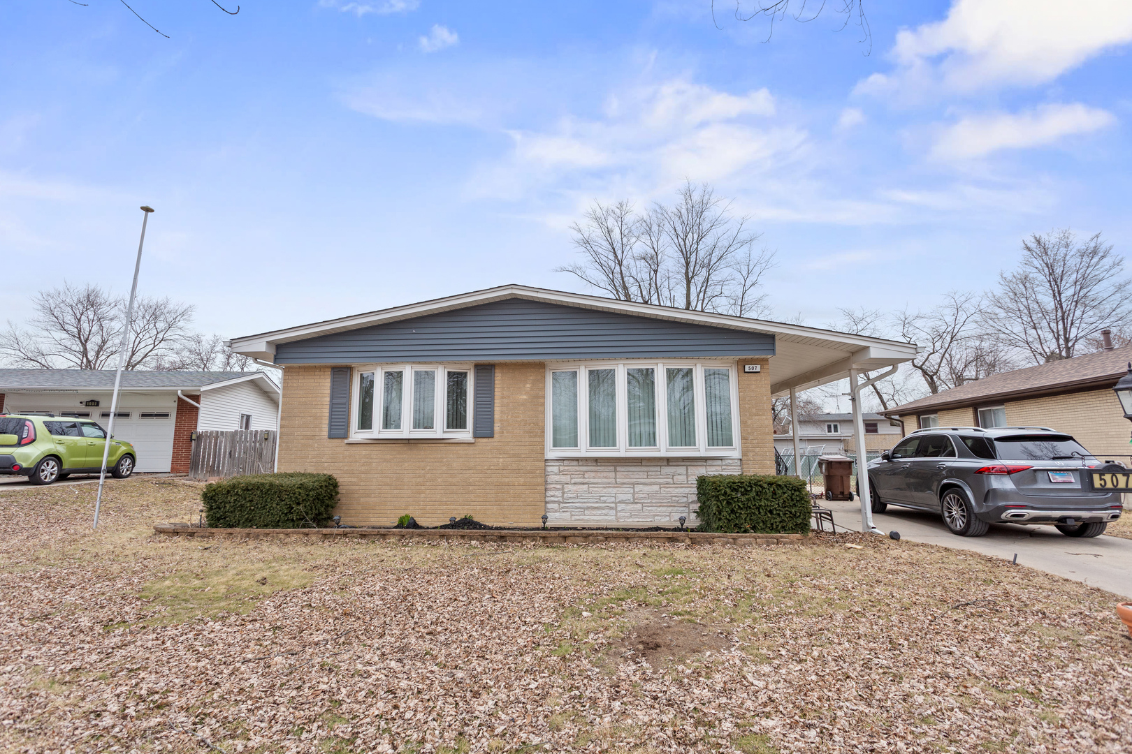 507 W Arquilla Drive, Glenwood, IL