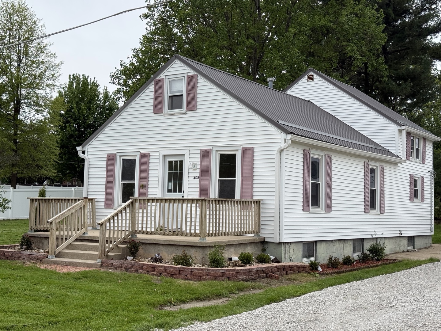 406 S Willow Street, Granville, IL