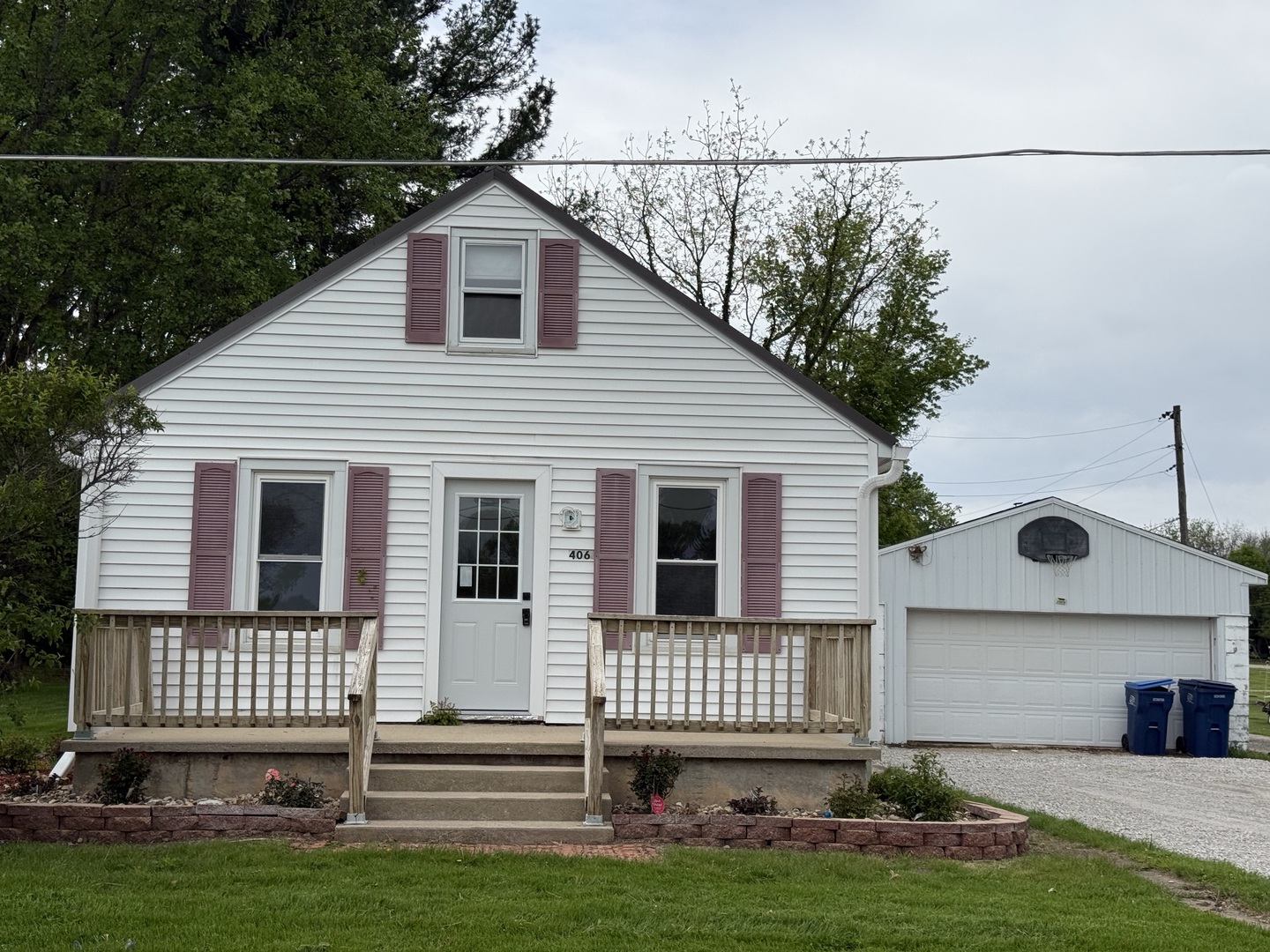 406 S Willow Street, Granville, IL