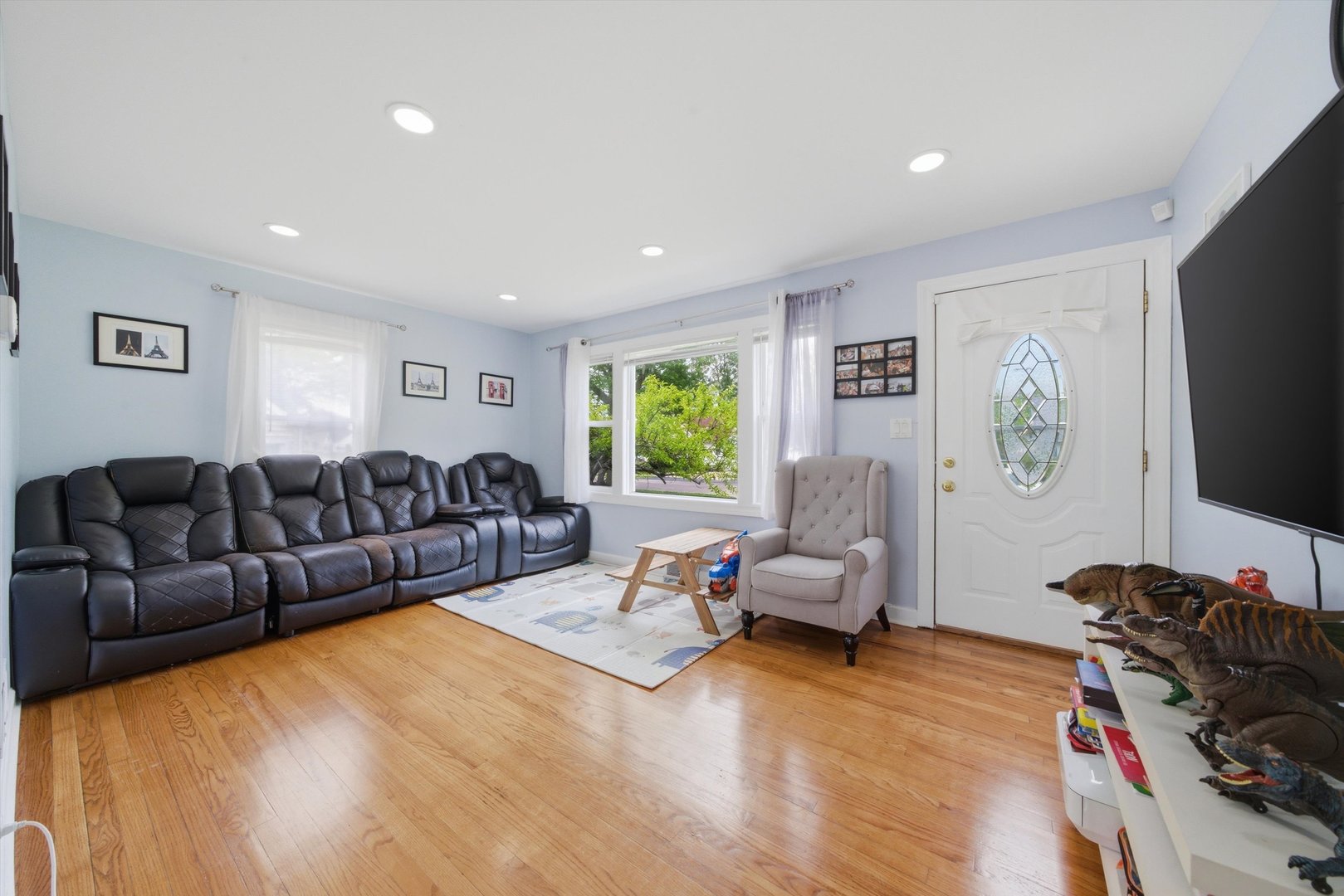 121 West Drive, Northlake, IL