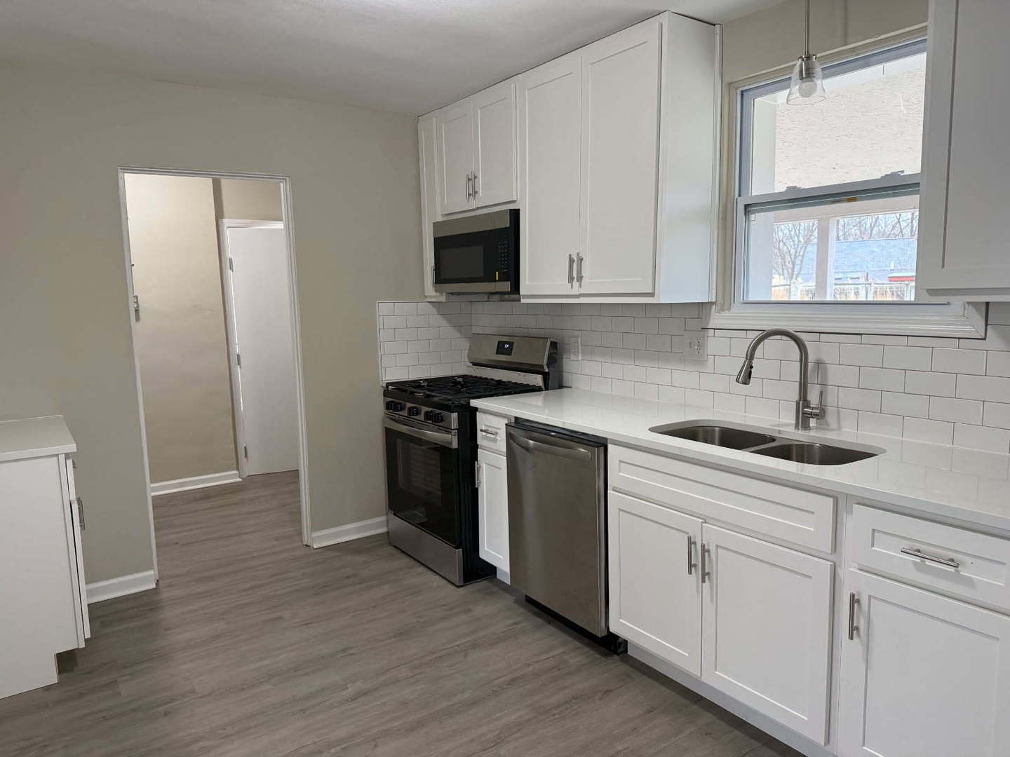 8001 W B Street, Belleville, IL