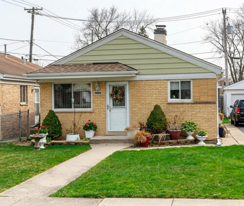 7848 Meade Avenue, Burbank, IL