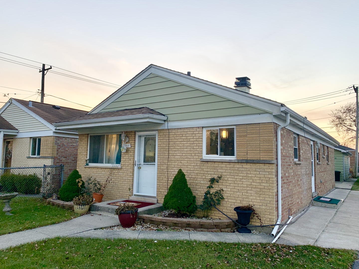 7848 Meade Avenue, Burbank, IL