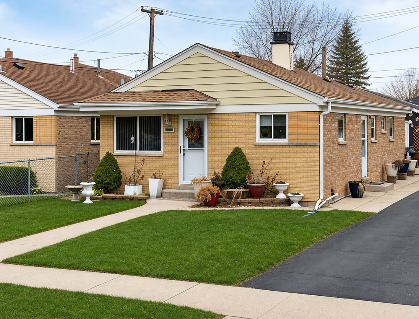 7848 Meade Avenue, Burbank, IL