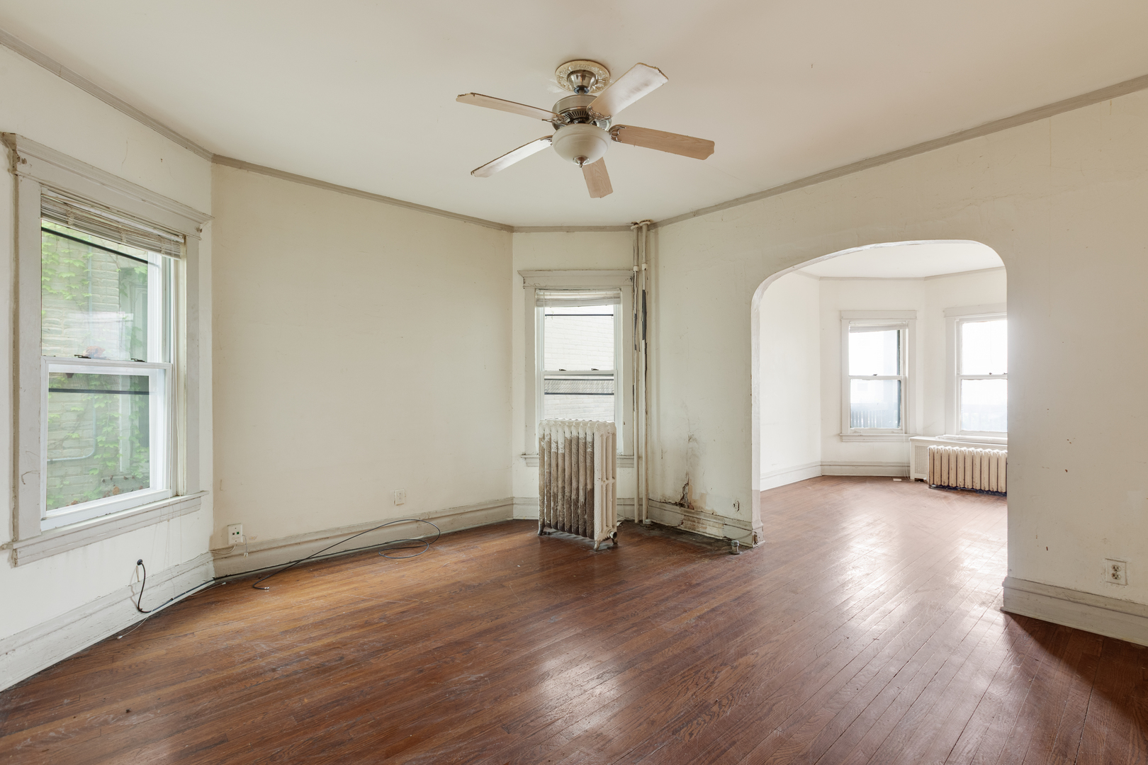 1029 N Leamington Avenue, Chicago, IL