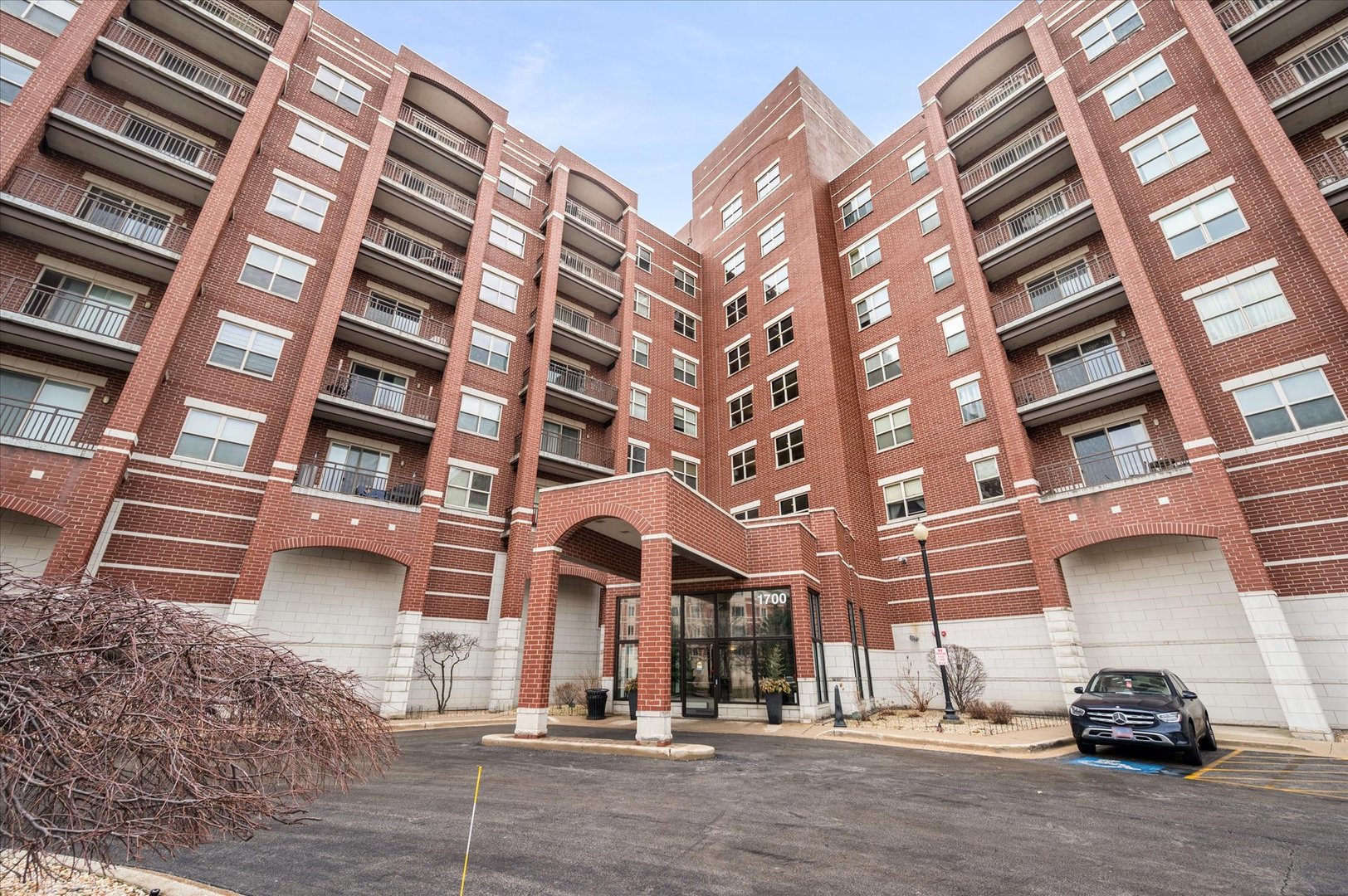 1700 Riverwoods Drive #403, Melrose Park, IL