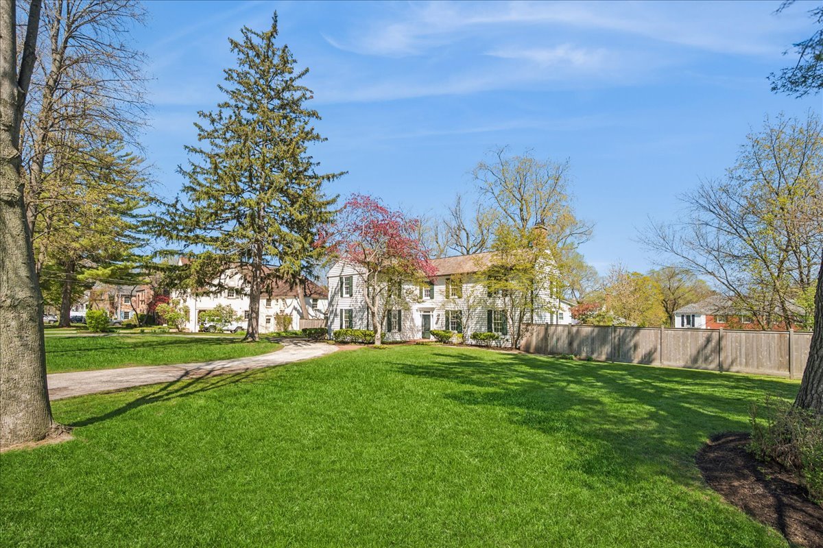211 Church Road, Winnetka, IL