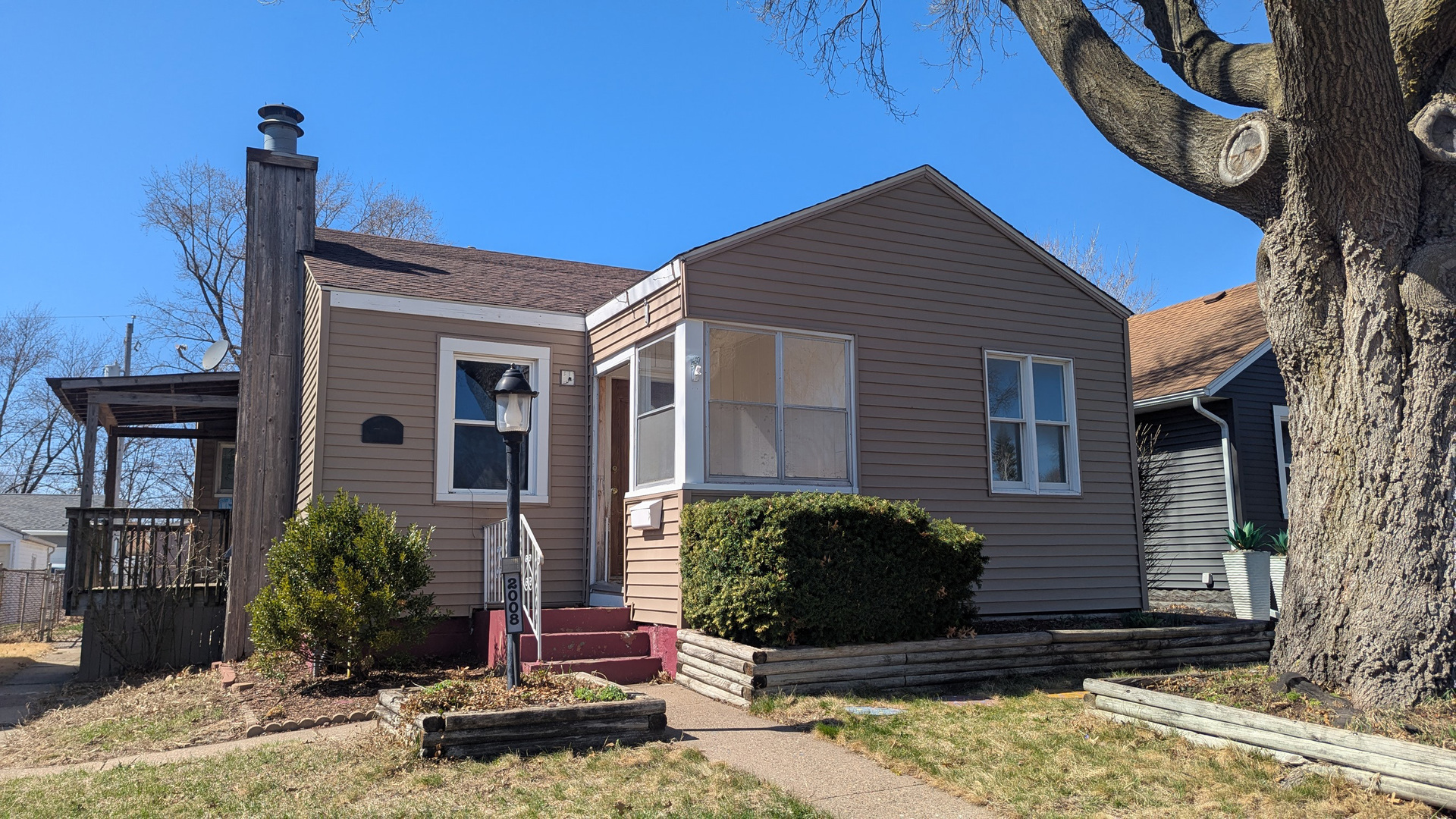 2008 44th Street, Rock Island, IL