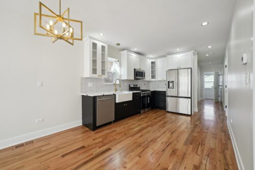 8824 S Wood Street, Chicago, IL