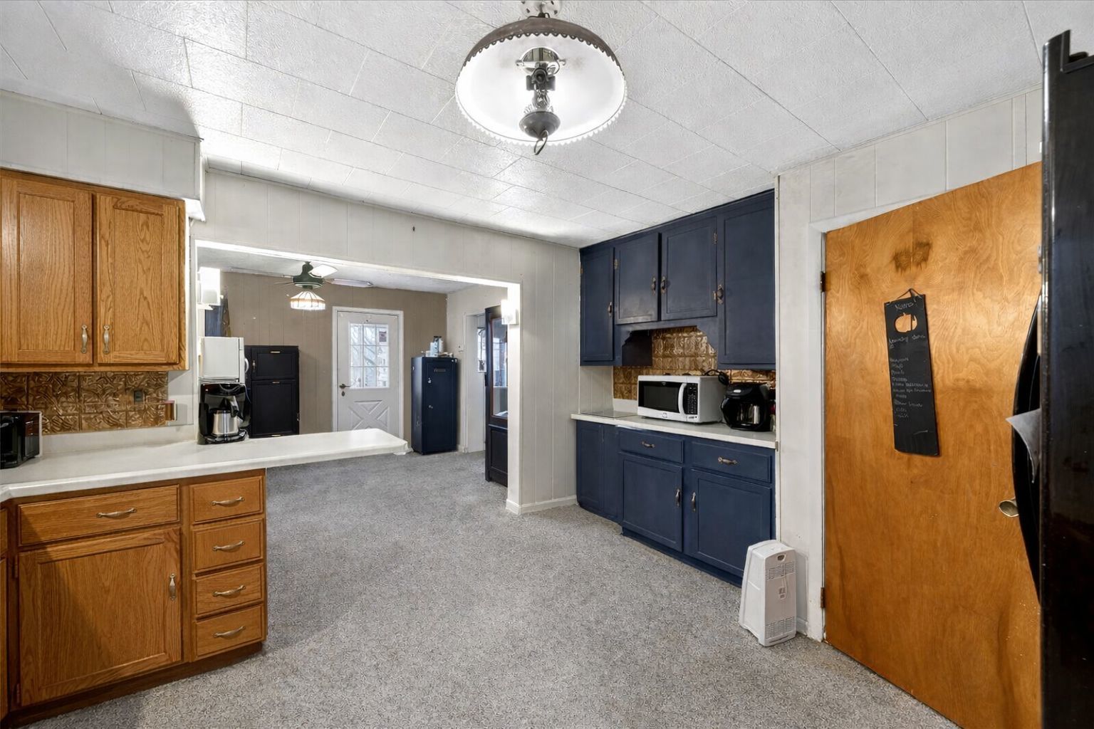 835 N 6TH Avenue, Canton, IL